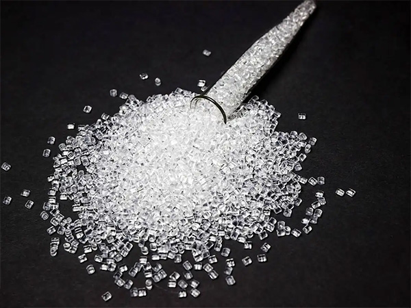 Injection molding performance of common plastic raw materials