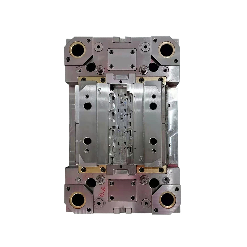 How to choose a plastic mold opening and injection molding manufacturer?