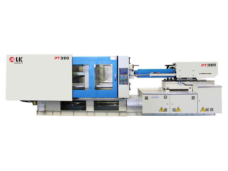 Horizontal injection molding machine